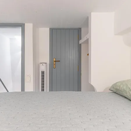 Melania فيلة Mélanes