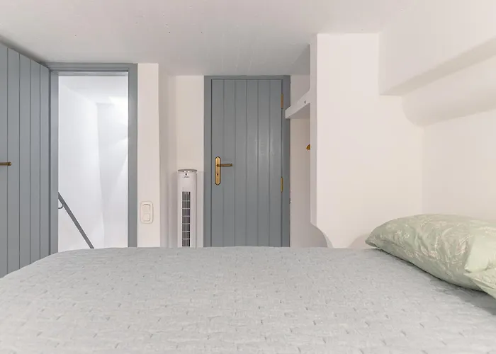 Melania Вилла Melanes