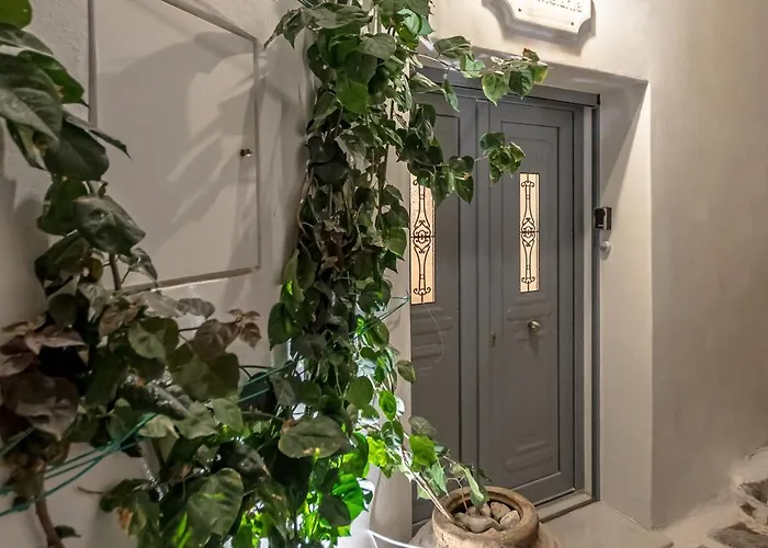 Melania Вилла Melanes